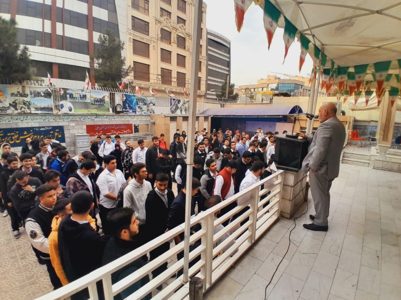 گزارش برگزاری مراسم 13آبان ، روز تسخیر لانه ی جاسوسی آمریکا و روز دانش آموز